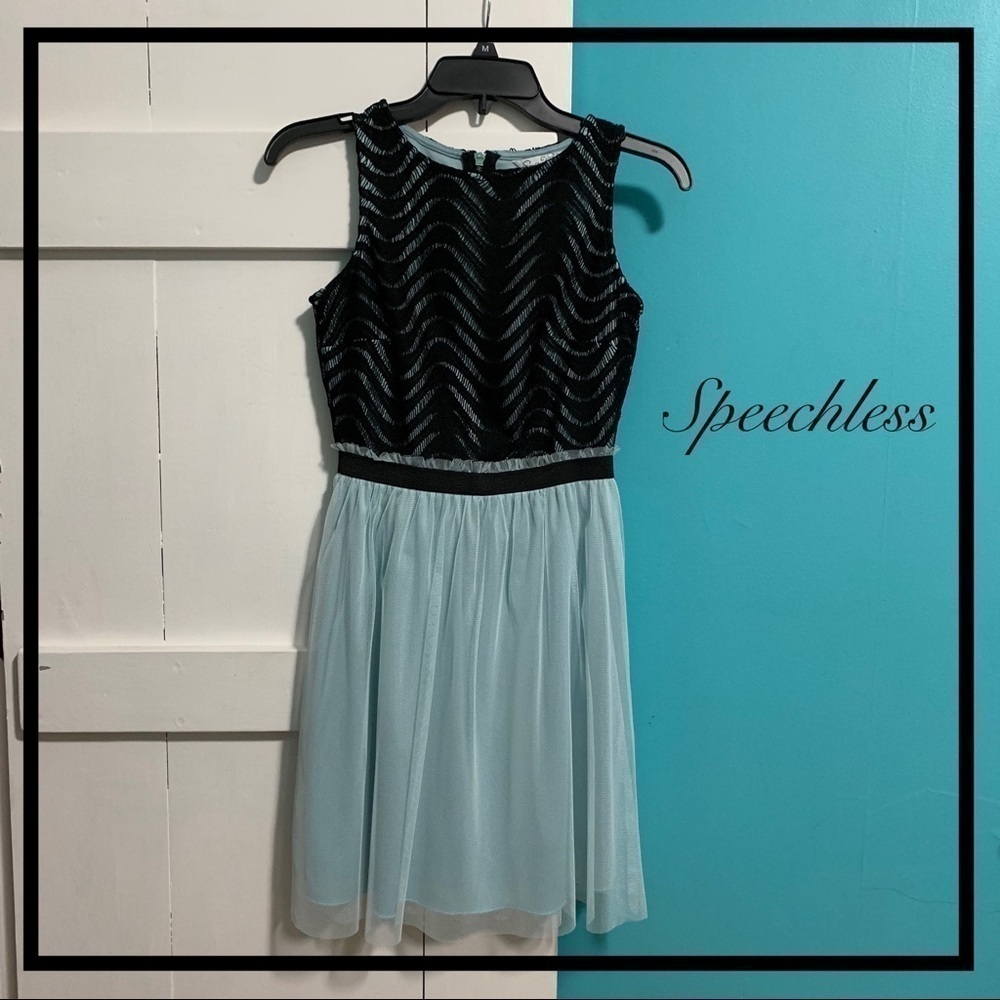 SPEECHLESS Black/Light Turquoise Lace & Tule Dress